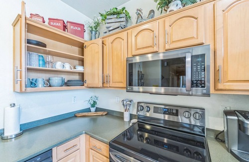 Tramonto Casa | Luxury home Pool + Hot Tub King Suite near Mayo Clinic, Sonoran Preserve,Hiking