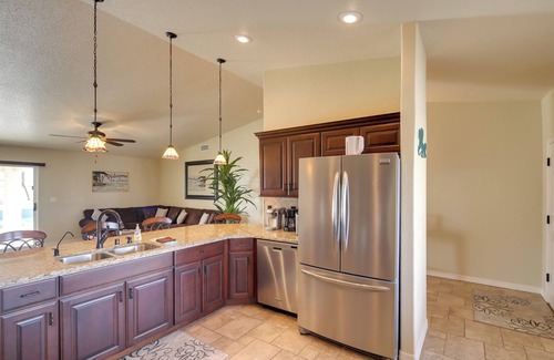 Lake Havasu City Casa | Lake Havasu City Home w / Pool, jacuzzi y vistas Mtn
