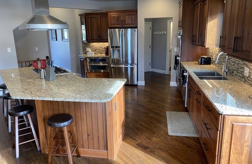 Redlands Casa | Pool, Hot Tub, Views and close to everything you want