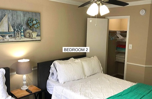 Tomball Casa | Pool House- 9 Beds in Tomball 30 Minutes from Downtown