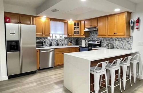 Port Orange Casa | POOL House+Garage. Bring your Bikes! + 3Bed/2Bath