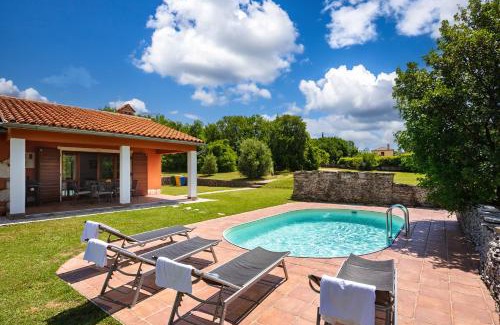 Trgetari Apartamento | Pool House In Greenery - Happy Rentals