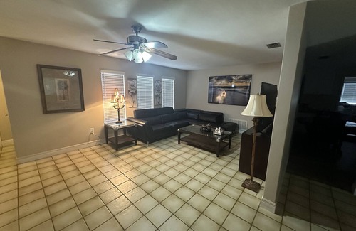 Bayonet Point Casa | pool house near Hudson beach