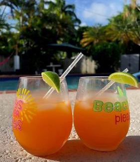 Cutler Bay Casa | Pool House Resort heated swimming pool private duplex