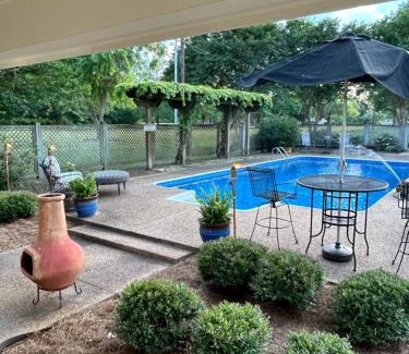 Clarksdale Casa | Pool House
