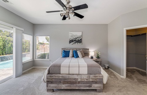 Modesto Casa | Pool, Jacuzzi, Private, Cozy, 4 Bedroom home, A/C. Perfect for families.