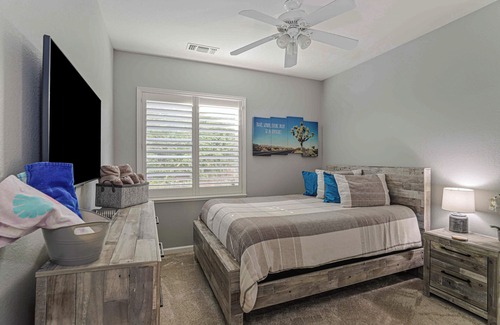 Modesto Casa | Pool, Jacuzzi, Private, Cozy, 4 Bedroom home, A/C. Perfect for families.