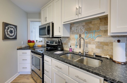 Lake Hamilton Apartamento | Pool & Lake Hamilton Access: Hot Springs Condo!
