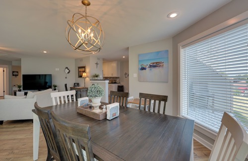 Lake Hamilton Apartamento | Pool & Lake Hamilton Access: Hot Springs Condo!