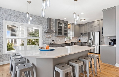 Ocean Isle Beach Casa | Pool + Outdoor Bar + Ocean Views | Fall Open