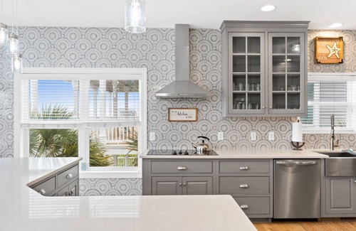 Ocean Isle Beach Casa | Pool + Outdoor Bar + Ocean Views | Fall Open