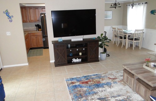 Cypress Lakes Estates Casa | Pool Paradise Central - Cozy 3 BR, 2 Bathroom home with heated pool & lanai