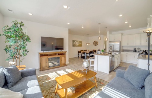 Eagle Casa | Pool, Park & Peace: 'Skyview Landing' in Eagle!