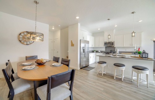 Eagle Casa | Pool, Park & Peace: 'Skyview Landing' in Eagle!
