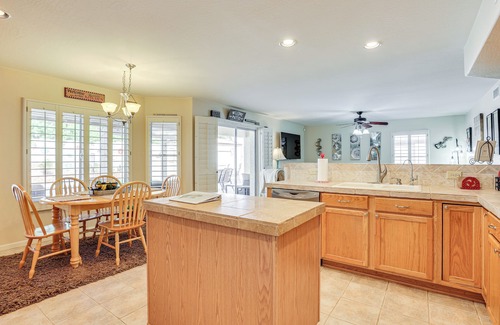 Mountain Vista Ranch Casa | Pool, Patio & Hot Tub: Surprise Home Near Golfing!