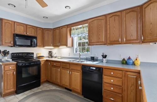 West Cape May Casa | Pool Property in West Cape May - Sleeps 6 Guests