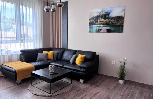 Vrdnik Apartamento | POOL RESORT Vila Lena - Lux residence apartman 5