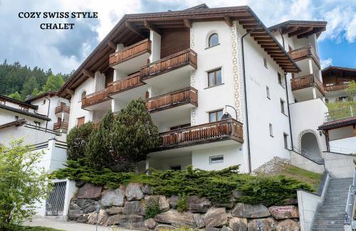 Salouf Apartamento | Pool & Sauna Wellness Charming Swiss style chalet!
