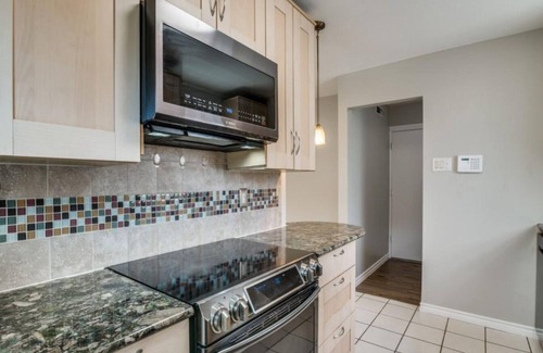 Northeast Carrollton Casa | Pool, Sauna & Wellness Retreat