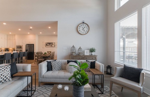 Spring Casa | Pool, SPA, BBQ, Media Room home in The Woodlands