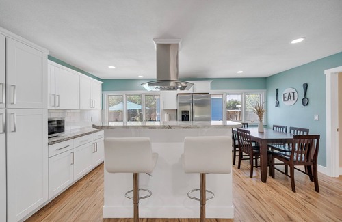 Reno Casa | POOL & SPA in Reno-Tahoe, family friendly- sleeps 10!