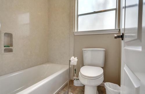 Magnolia Casa | Pool, Spa&Lake 16 beds 8 bathrooms 50 car parking VENUE Magnolia Texas
