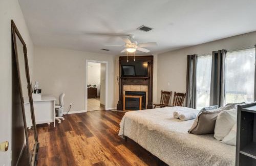 Magnolia Casa | Pool, Spa&Lake 16 beds 8 bathrooms 50 car parking VENUE Magnolia Texas