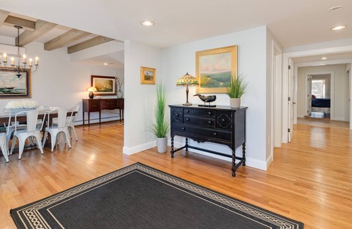 East Dennis Casa | * Pool * Spacious House ~ Near Dennis Bay Beaches
