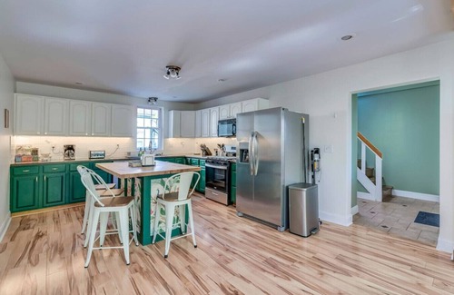 Canton Casa | Pool Table & More Spacious Family Fun
