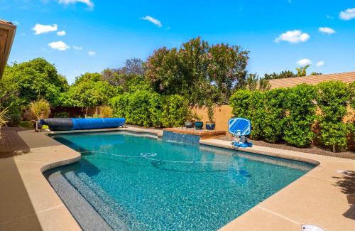 Mesa Casa | Pool Table, Putting Green Luxury Oasis in Mesa