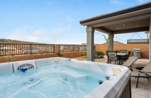 Washington Casa | Pool View at Paseos townhouse