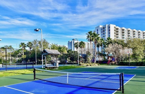Indian Bayou Condominio | Pool view condo at Palms of Destin, 3rd fl, #1305