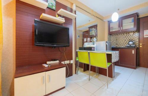 Kebagusan Apartamento | Pool View Studio at Kebagusan City Apartment By Travelio