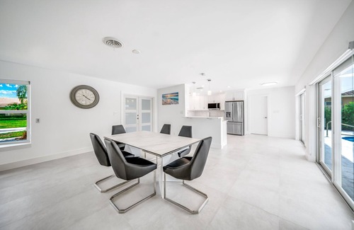 Coral Ridge Isles Casa | Pool+Waterfront! Close To Beach & Restaurants!