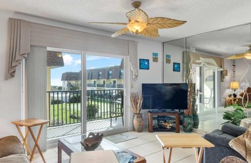 Avon By The Sea Casa | Poolfront 2BR Condo with BBQ Steps To Beach & Pier