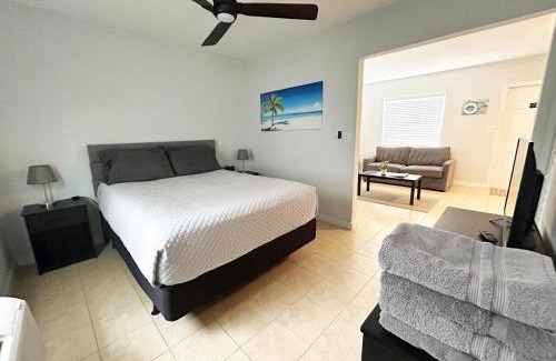 Biggar Casa | Poolfront Cottage Near Beach with Full Kitchen!