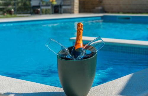 Lisane Ostrovicke Casa | Poolincluded - Holiday Home Maslina