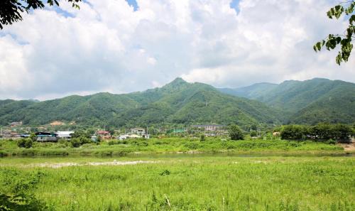 Gapyeong Casa | Poolip Family House