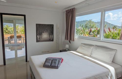 Klong Son Apartamento | Poolside Apartments and Rooms - by KohChangVillas