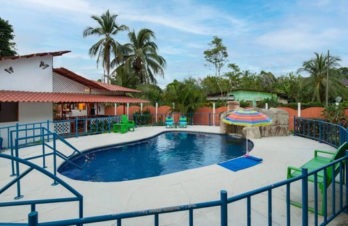 Manzanillo Casa | Poolside | Beach Access | Walk to Dining