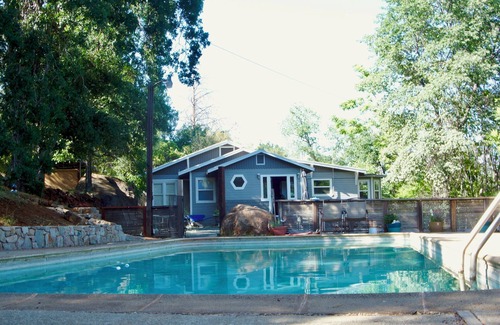 Kelseyville Cabaña | Poolside comfort by the lake. Your ideal cottage Retreat!