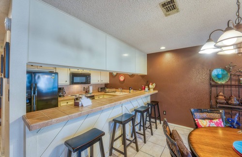 Horseshoe Bay Casa | Poolside Escape Town house