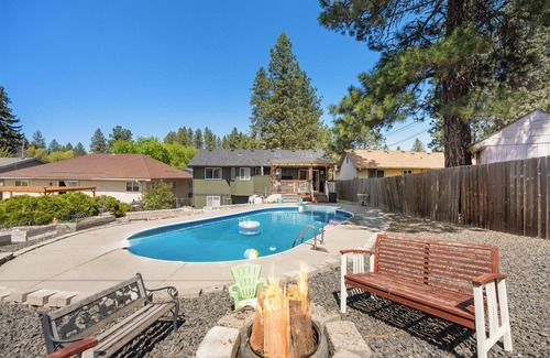 Moran Prairie Casa | Poolside Getaway with Spacious Outdoor Living & 6 Cozy Beds!!