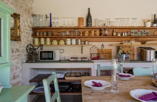 Mofardini Casa | Poolside Grand Retreat Villa