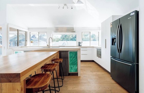 Mount Eliza Casa | Poolside Haven Your Mount Eliza Family Getaway