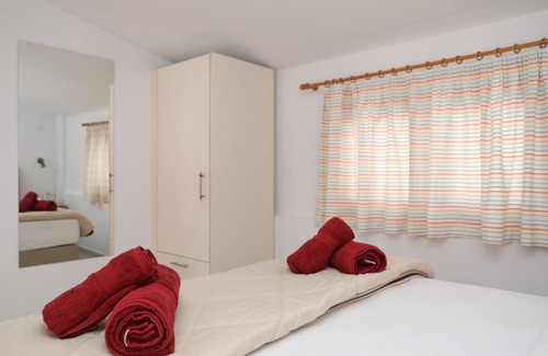 Katsarou Complejo | Poolside maisonette in Achladies