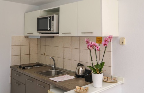 Katsarou Complejo | Poolside maisonette in Achladies