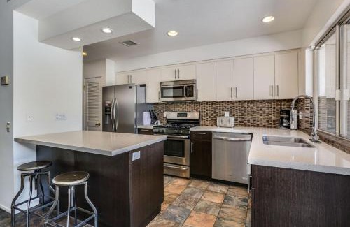 Tahquitz River Estates Casa | Poolside Terrace Permit# 1786