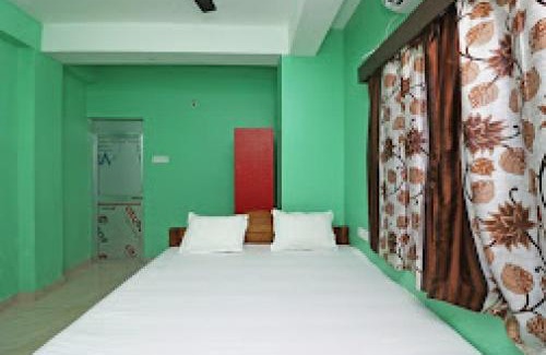 Kolkata Hotel | POP 84811 Hotel Sea Palace