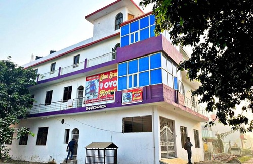 Meerut Hotel | OYO 70162 Blue Star Hotel